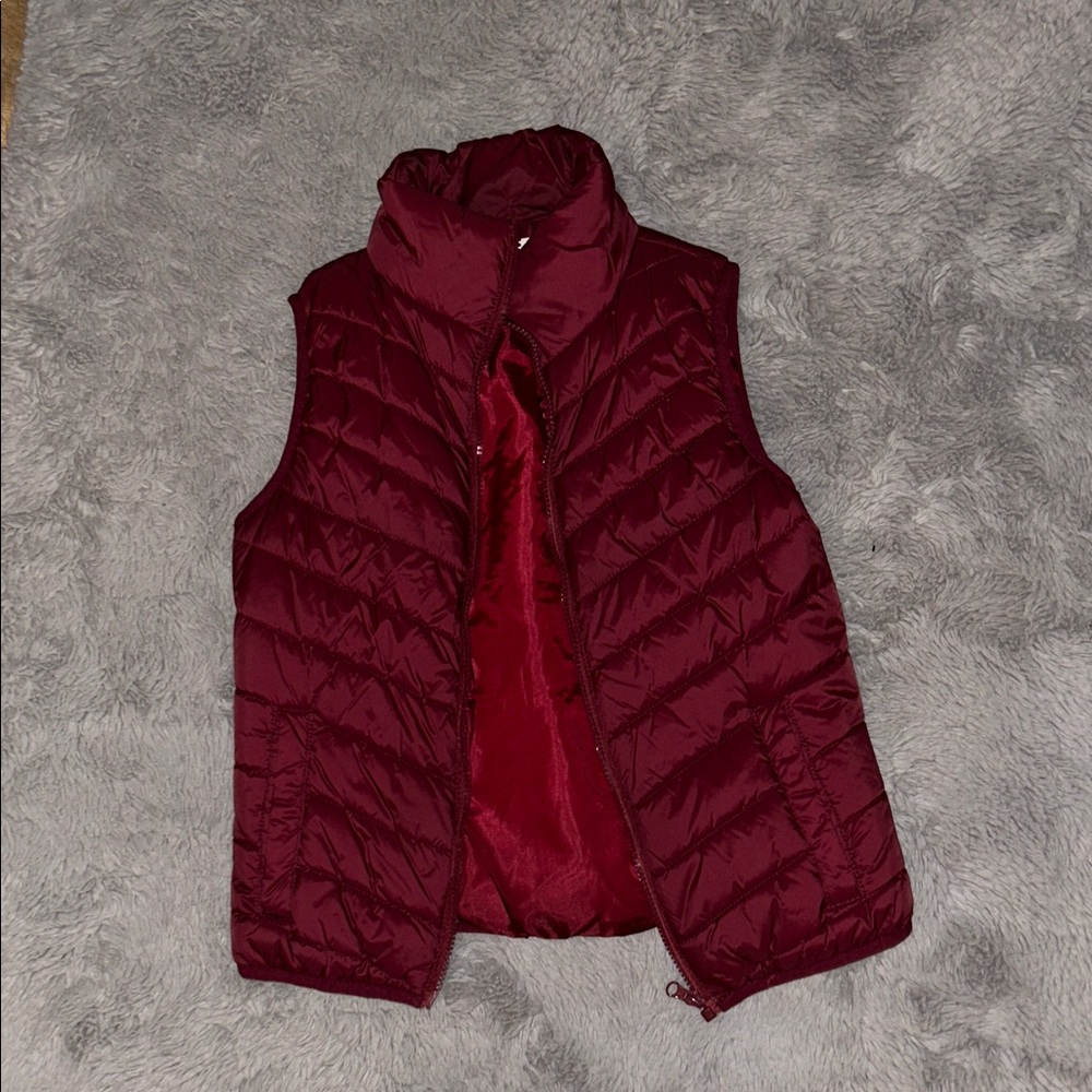Arizona Jean Company Burgundy Puffer Vest